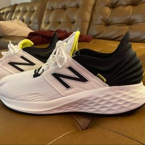 Men’s size 12 New Balance shoes